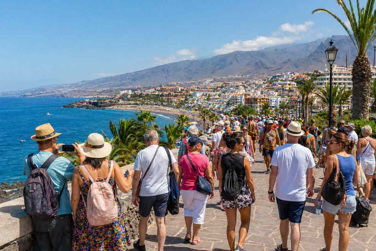 Warum Tourismus und Belastungsgrenzen in den Kanaren gerade zum Problem wird