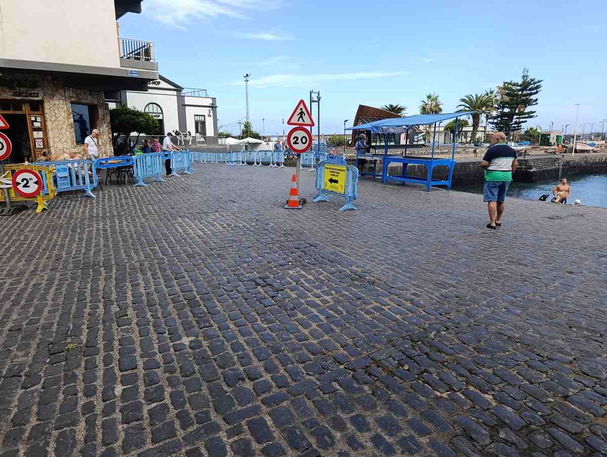 Umleitung zum Parkplatz Muelle – Kanaren