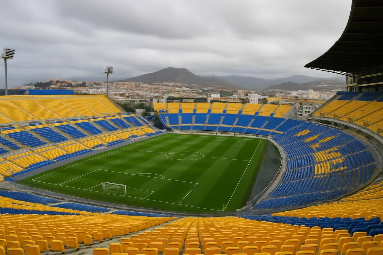 Intergenerationelles Treffen im Estadio de Gran Canaria verbindet Jung und Alt durch Fußball – Sport (Fussballstadion Gran…