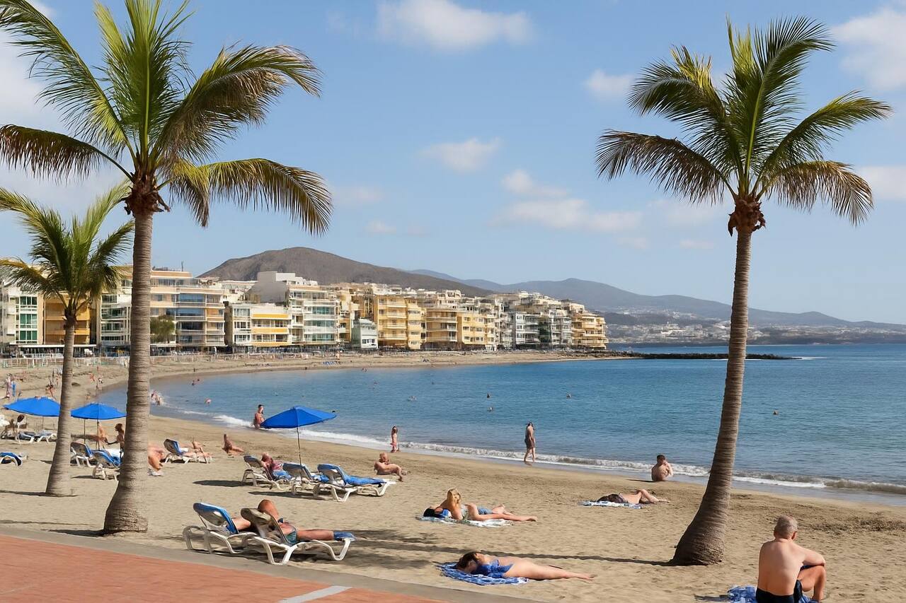 Kanarische Inseln werben mit mildem Sommerklima bei 26 Grad gegen Hitze in Spanien – Wetter (Mildes Klima)