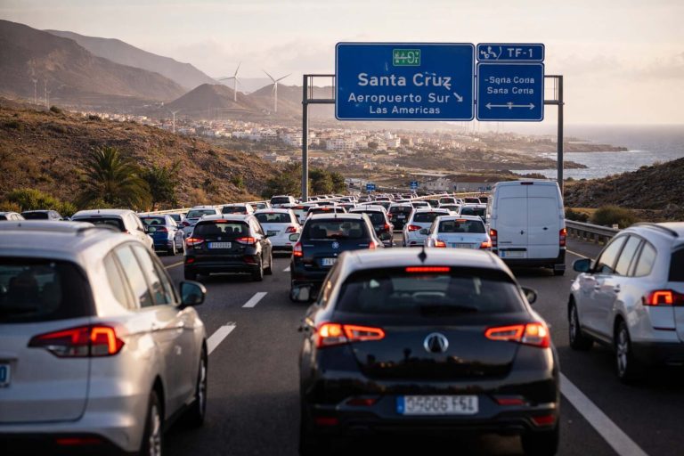 Verkehrsunfall auf der TF-1 bei Santa Cruz sorgt für Staus